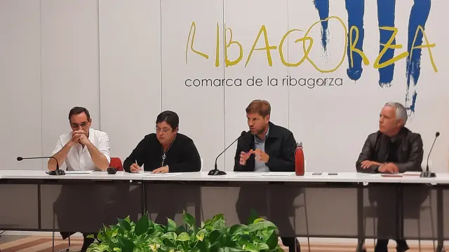 Sesión de Pleno celebrada en la Comarca de la Ribagorza.