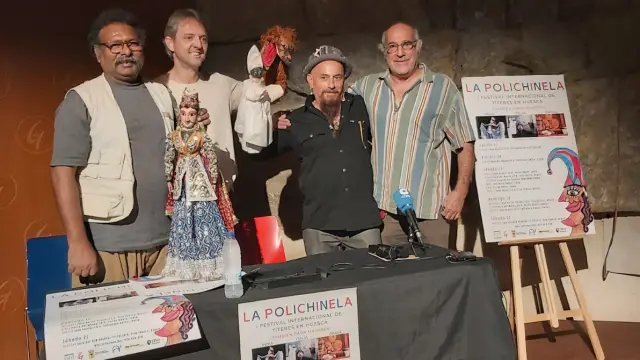 Puran Bhatt, Willian Sieverdt, Salvatore Gatto y Paco Paricio, en la rueda de prensa.