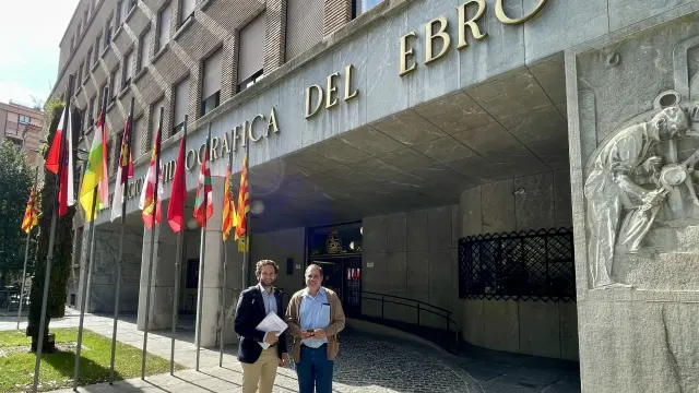 Isaac Claver y Salvador Sarrado a su llegada a la reunión mantenida en Zaragoza con la Confederación Hidrográfica del Ebro.