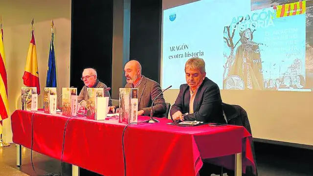 De izquierda a derecha José Ignacio López Susín, Víctor Lucea y Carlos Serrano.