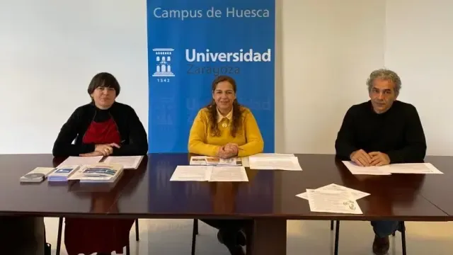 María Jesús Luna, Annabella Salamanca y Juan Rodríguez.