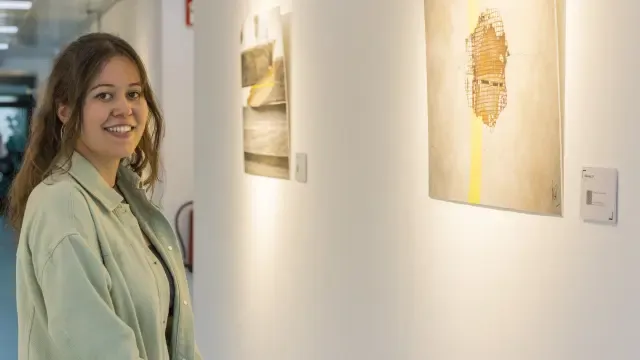 Laura Esporrín, en su exposición Open en el centro de Fundación Ibercaja.
