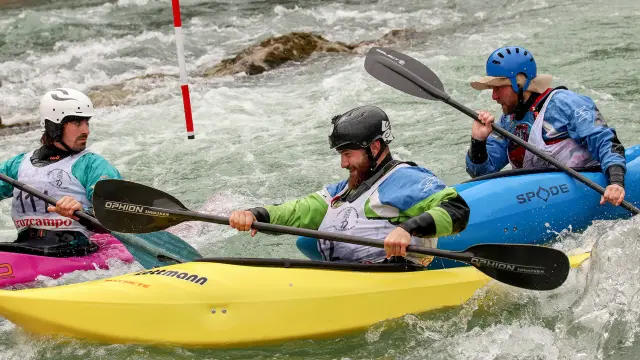 El Río Gállego se llenará de piragüistas llegados de diversos puntos durante el fin de semana.