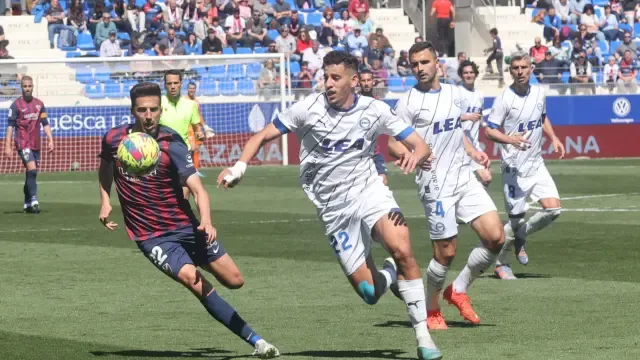Imagen del partido disputado entre SD Huesca y Alavés en El Alcoraz.