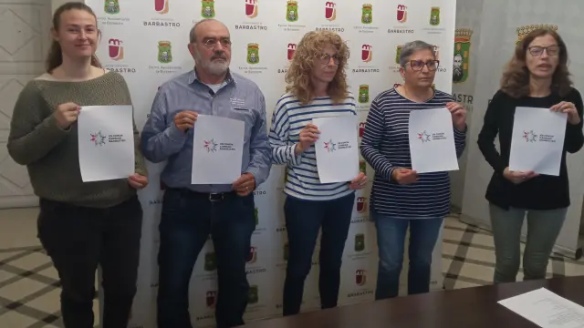 Pilar Garcés, Ramón Campo, Marisol Cancer, María José Carpi y Olga Rafel.
