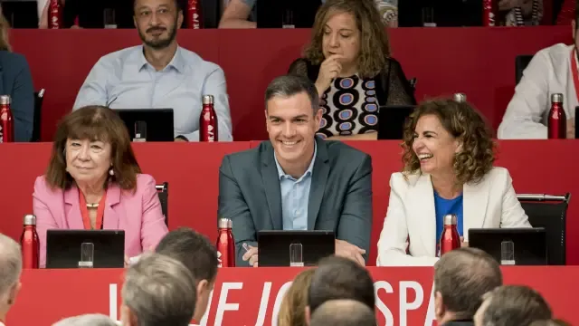 Cristina Narbona, Pedro Sánchez y María Jesús Montero, este sábado en el Comité Federal del PSOE que se celebra en Madrid.