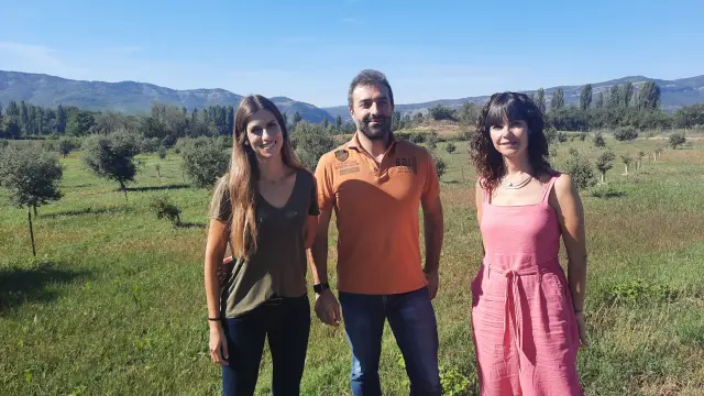 Eva Gómez, Chiappini y Meritxell Puig-Pey en el CIET de Graus.