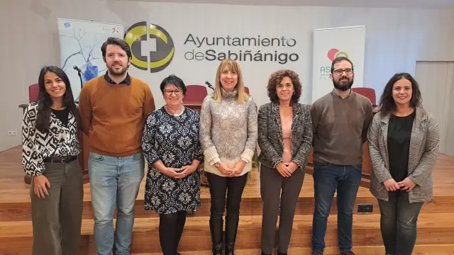 Participantes de la jornada sobre salud mental en Sabiñánigo.