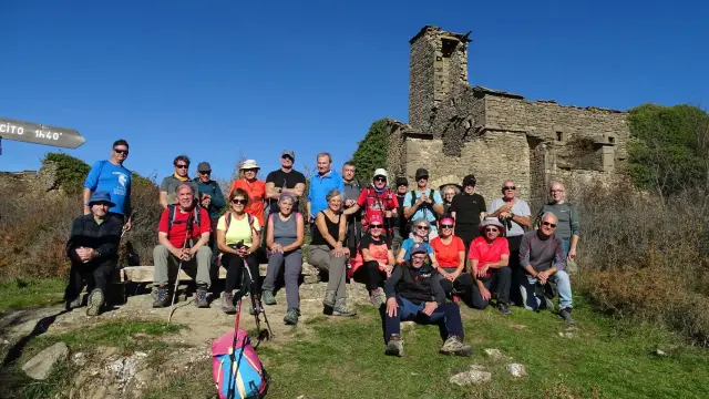 Foto de grupo de Turismo por el Alto Aragón en Ibirque.