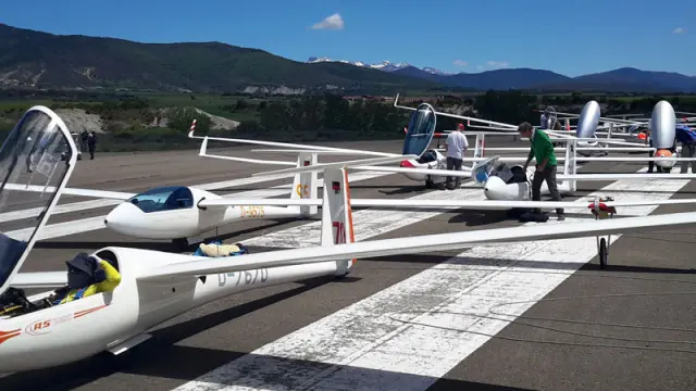 El vuelo sin motor tiene una gran tradición en Huesca.