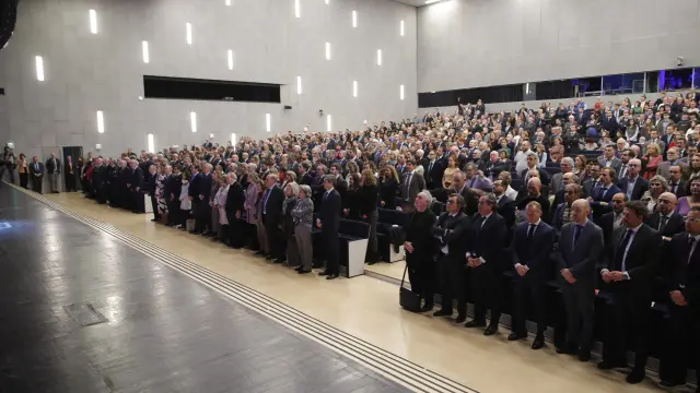 Vista general de los asistentes al homenaje al expresidente de Telefónica, César Alierta, celebrado ayer en Zaragoza.