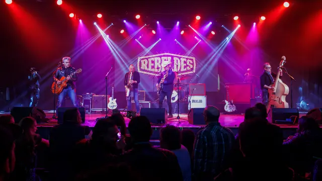 Los Rebeldes en uno de los conciertos de su gira