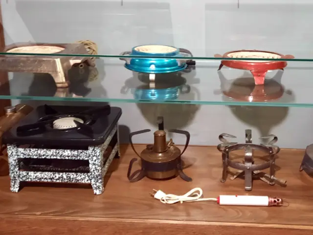 Hornillos de diferentes épocas que se pueden ver en el Museo Casa Paco graus