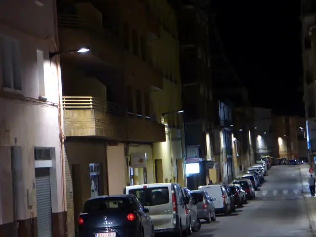 Luminarias que se cambiaron por led en la calle Coli Escalona de Sabiñánigo.