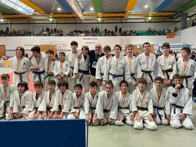 Infantiles de nivel Promoción del organizador Club Judo Binéfar.