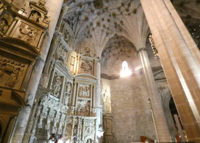 Interior de la Catedral de Barbastro.