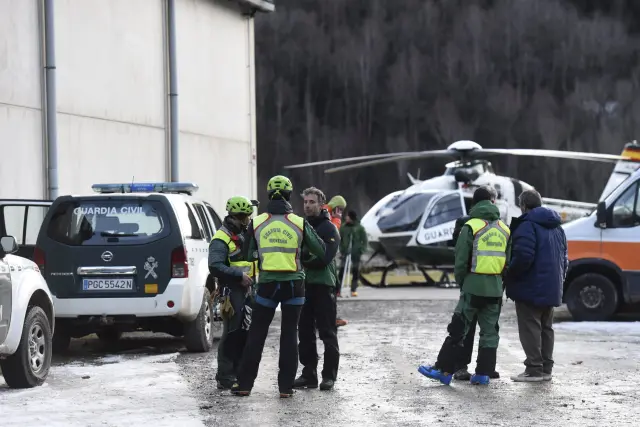Dispositivo de rescate en Panticosa por un alud que se ha cobrado la vida de tres personas | Imágenes