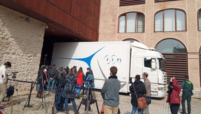 Llegada a Barbastro del tercer lote de bienes de las parroquias devuelto por Lérida.