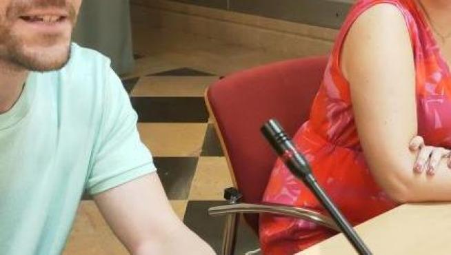 La consejera de Ciencia, Maru Díaz, y el director general de Investigación, Ramón Guirado.