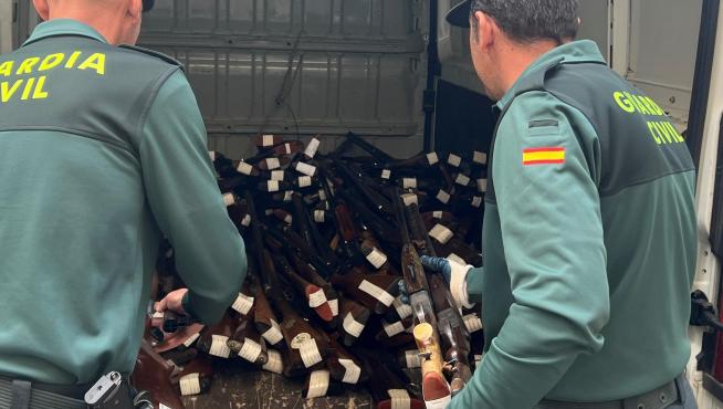 La Guardia Civil reduce a chatarra más de 600 armas