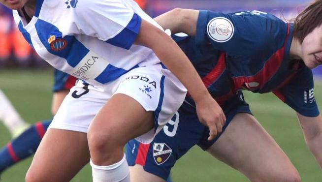 El SD Huesca Fem se mide ante el RCD Espanyol en el encuentro de la Copa de la Reina en El Alcoraz.