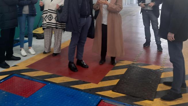 La directora general de Promoción Industrial e Innovación del Gobierno de Aragón, Mar Paños, durante la inauguración este martes de la estación de ITV de Graus.