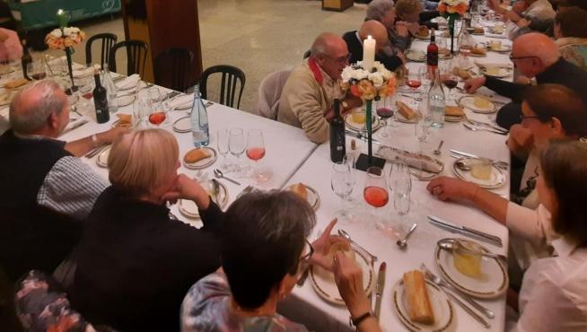 Participantes en la cena celebrada en Graus.