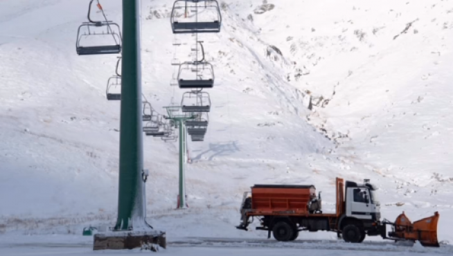 Las estaciones de esquí trabajan con la mirada puesta en el puente de diciembre.