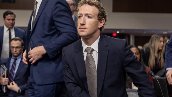 Mark Zuckerberg ayer en el Senado de Estados Unidos.