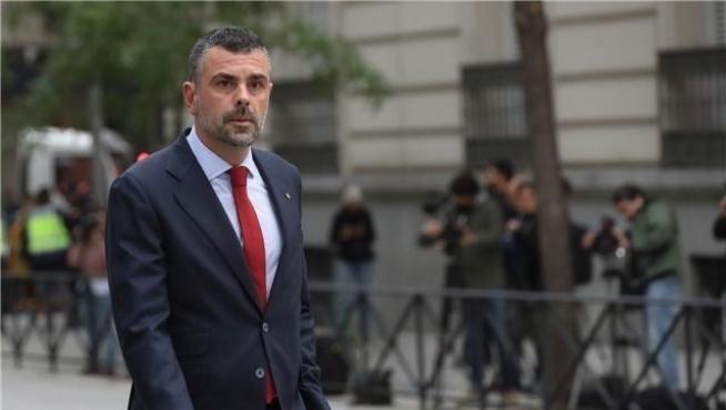 Santi Vila presenta como aval de la fianza la escritura de su vivienda