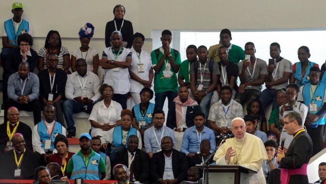 El papa Francisco asegura que el clero se está "momificando"