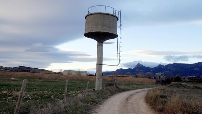 El Ayuntamiento de Huesca estudiará el exceso de gasto de agua en el barrio de Apiés