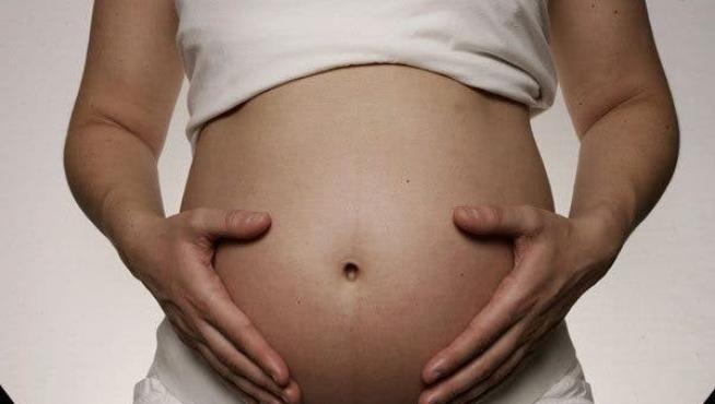 Un 26% de los partos en España en 2018 fueron por cesárea, según datos del INE