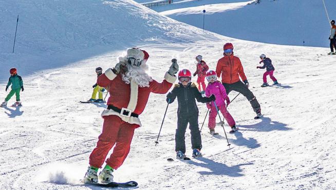 Las estaciones de esquí preparan el aluvión de turistas