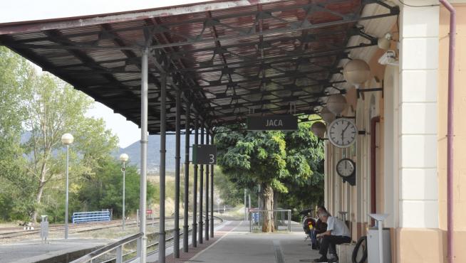 Jaca quiere trasladar la estación del tren a Campancián