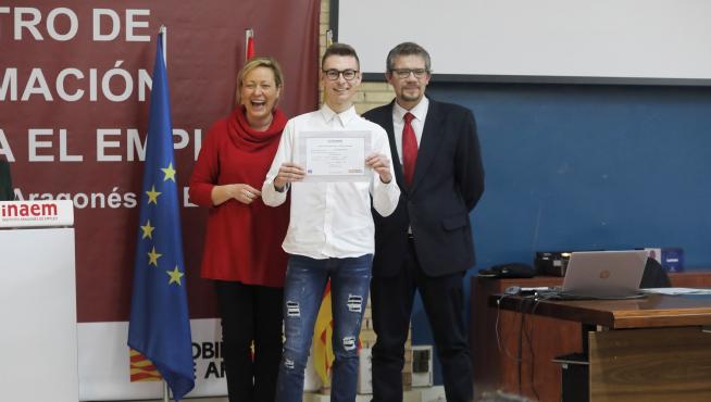 Más de 50 futuros albañiles o guías de BTT sueñan en Huesca con ponerse manos a la obra