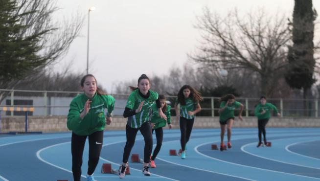 Fontán, López, Alastrué y Manzano lideran la Liga municipal de Atletismo