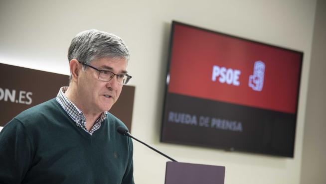 Vicente Guillén manifiesta el apoyo unánime del grupo socialista a la Mesa de Diálogo del Pacto del Agua