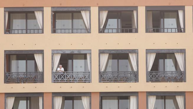 El positivo por coronavirus en Tenerife obliga a poner en cuarentena a 1.000 personas en un hotel