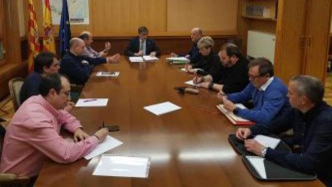 Mesa de diálogo de sindicatos y DGA para la térmica de Andorra