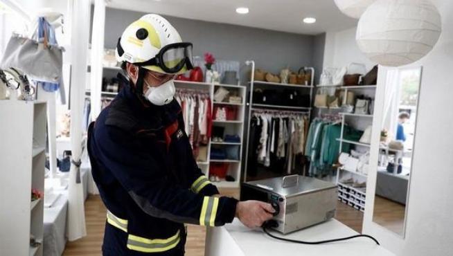 La Universidad de Zaragoza trata de probar si el ozono desinfecta la ropa de coronavirus