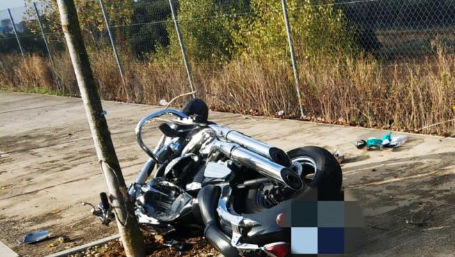 Un hombre resulta herido de gravedad en Huesca al sufrir un accidente de moto a la altura de Decathlon