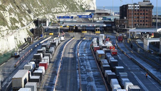 Transportistas españoles advierten de que el retorno desde Reino Unido podría alargarse hasta Nochevieja