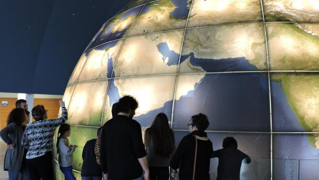 El Planetario ofrece en la Semana Blanca visitas y observaciones nocturnas en Huesca