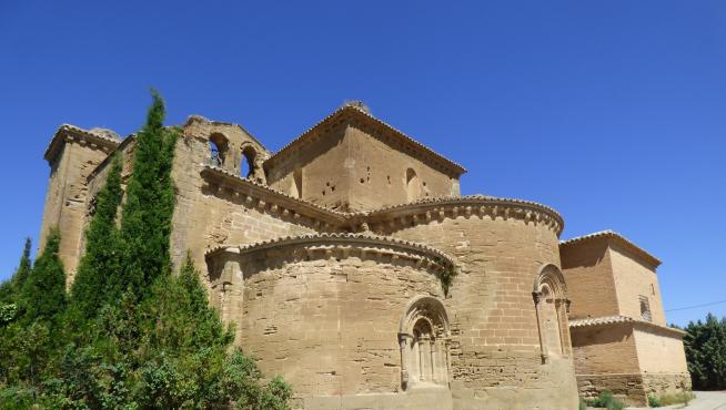 Monasterio de Villanueva de Sijena en la comarca de los Monegros