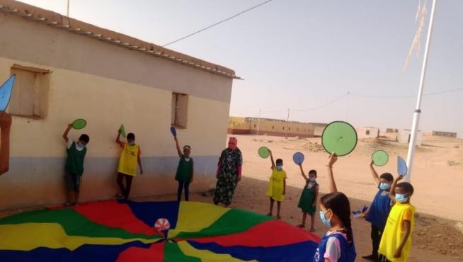 El Proyecto Alternativo permite que los niños saharauis disfruten de diferentes actividades.