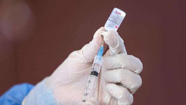 La vacuna de Pfizer-BioNTech fue la primera aprobada en la Unión Europea.