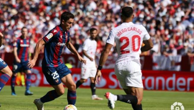 Pablo Martínez, en el partido Levante-Sevilla de esta temporada.