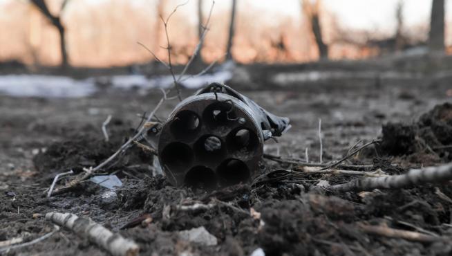 Restos de un misil en Lisne, cerca de Kharkiv, Ucrania UKRAINE RUSSIA CONFLICT