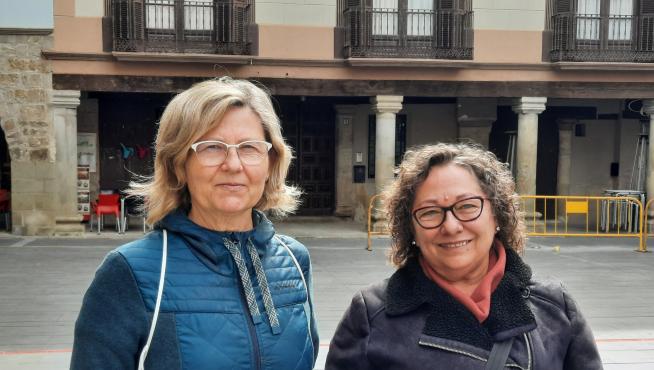 Rosé Bonet y María José Melgarejo, de la Asociación Española contra el Cáncer Graus-Ribagorza.